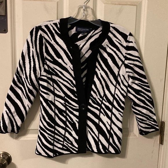Jones New York Sweaters - Jones New York Signature Petite Women's Black and White Zebra Cardigan PP SP